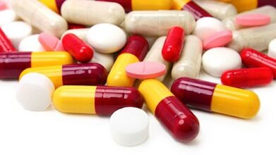 Treatment of small pelvic ramicaders with medication